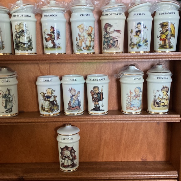 Spice Jars - MJ Hummel - Picture 1 of 5